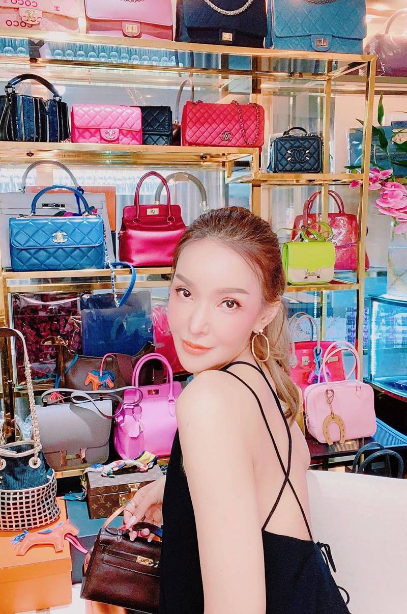 ทีน่า สรพงษ์