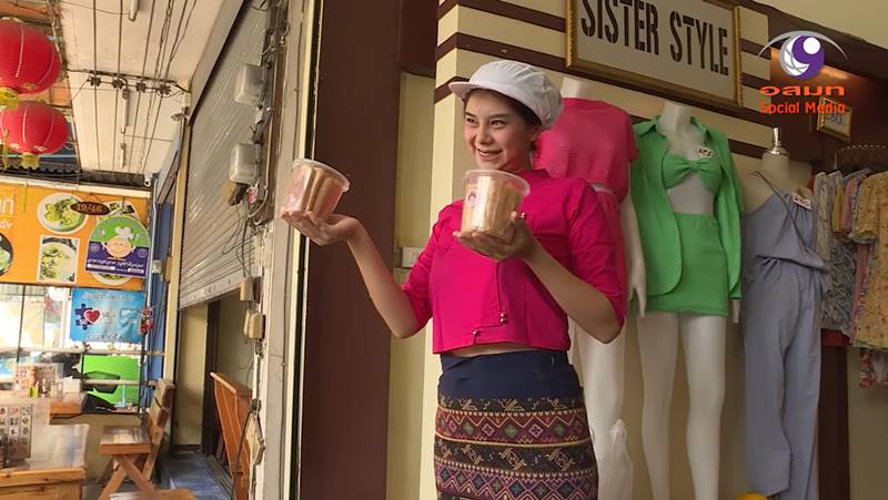 น้องโอลีฟ แม่ค้าโตเกียวเชียงใหม่