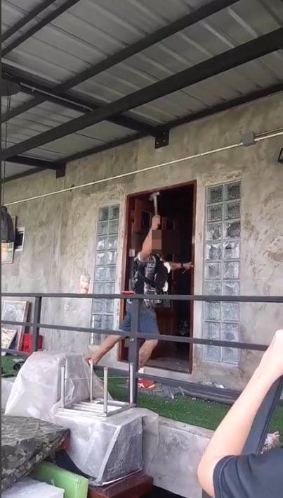 ผัวทุบบ้าน