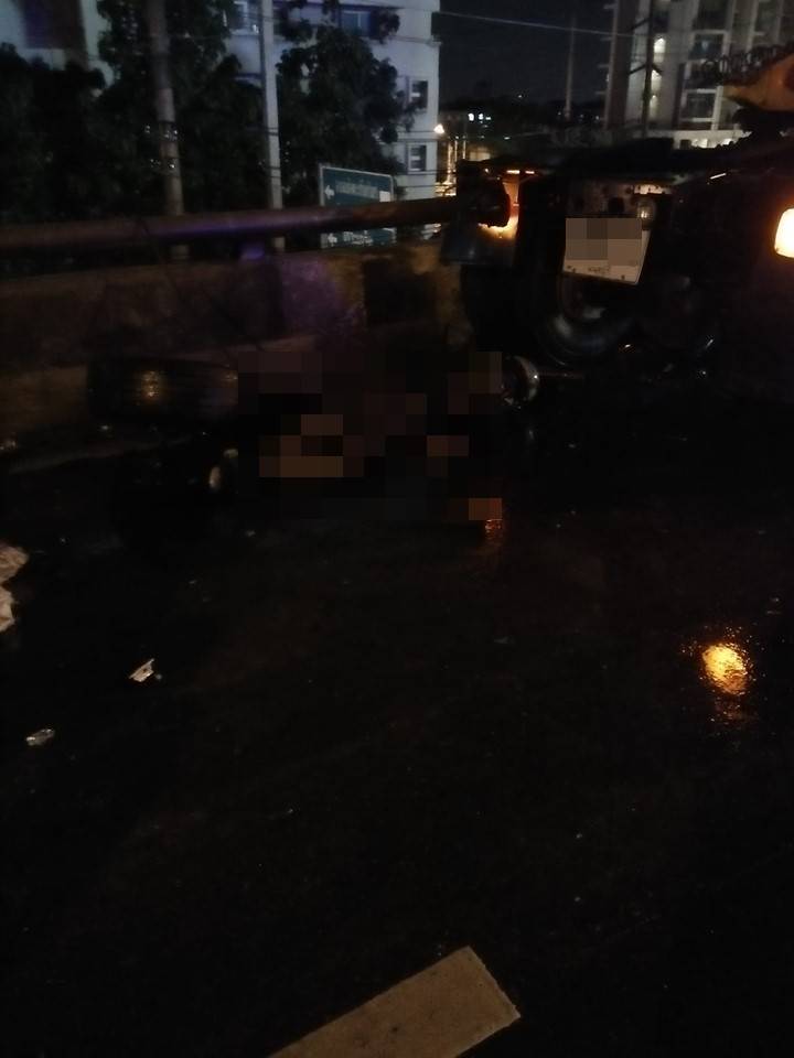 รถชนแยกแคราย