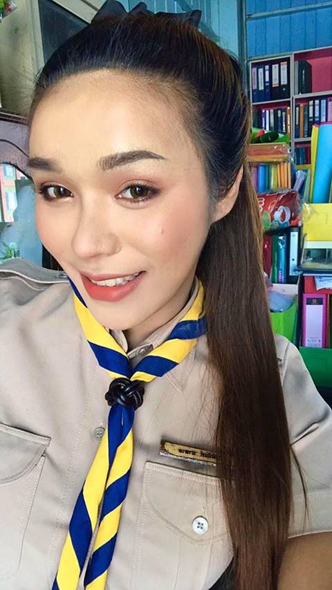 ครูต้อม ครูสาวประเภทสอง