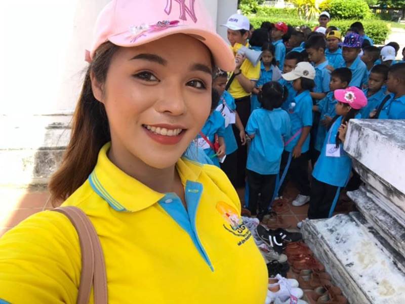 ครูต้อม ครูสาวประเภทสอง