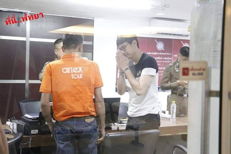วีออสกร่าง ชักปืนขู่รถตู้