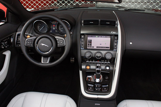 2014 Jaguar F-type รถ Roadster คันล่าสุดจากค่ายหรูแดนผู้ดี