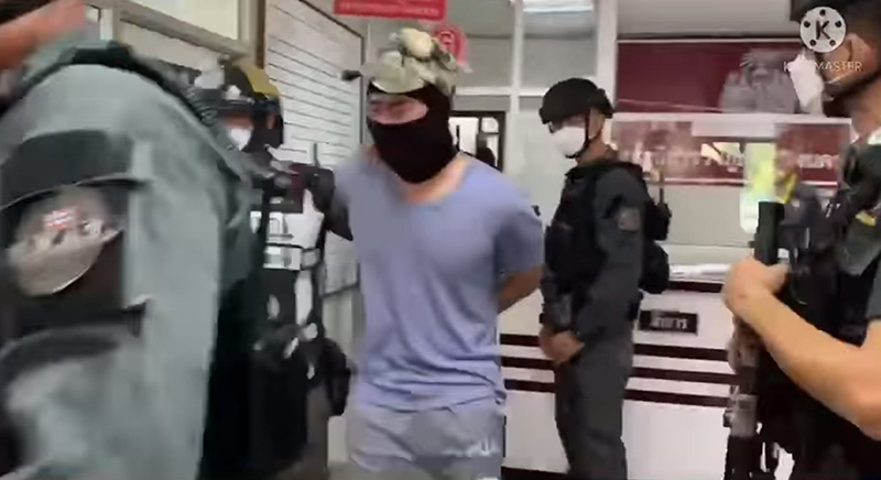 หมู่ต้อม ผู้กำกับโจ้