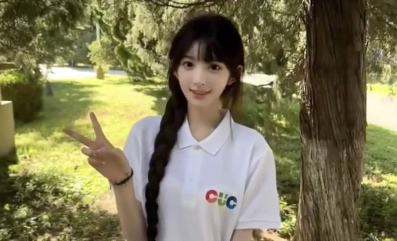 นศ. สาว หน้าสดยังสวย ถูกผู้คุมสอบให้เช็ดหน้า 5 รอบ