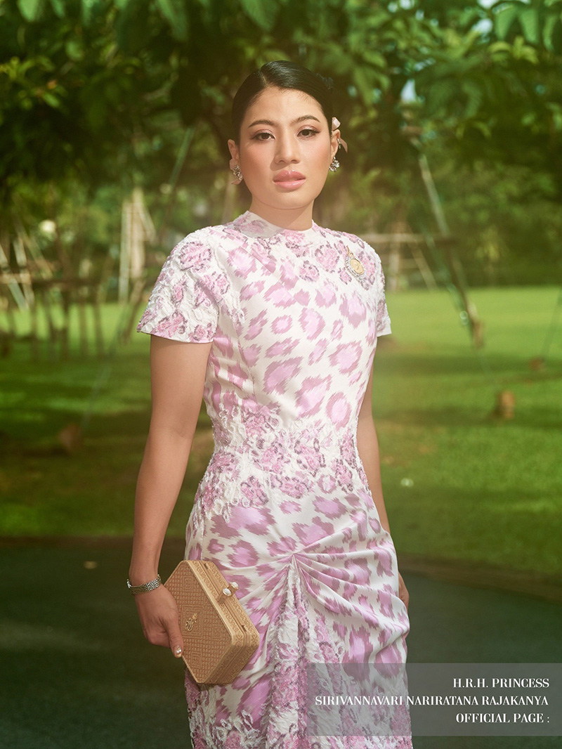 เจ้าฟ้าสิริวัณณวรี ร่วมไลฟ์ ทรงตรัสตอบเป็นกันเองกับผสกนิกร