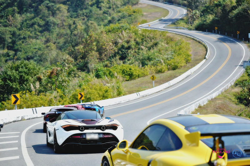 ซูเปอร์คาร์ไฟไหม้