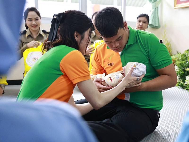 เจ้าฟ้าทีปังกรรัศมีโชติ เจ้าคุณพระสินีนาถ