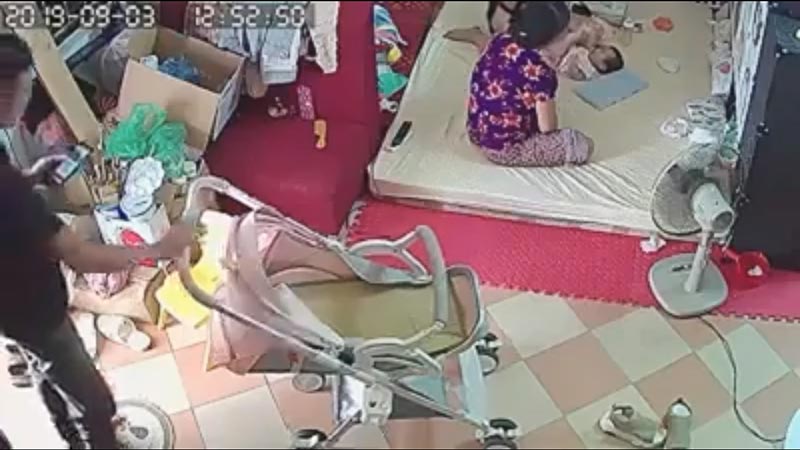 พี่เลี้ยงทารุณเด็ก