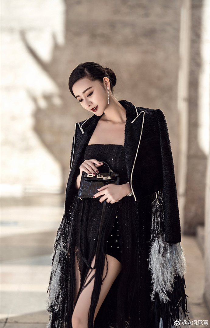 สาวศัลยกรรมจนเหมือน ฟ่านปิงปิง