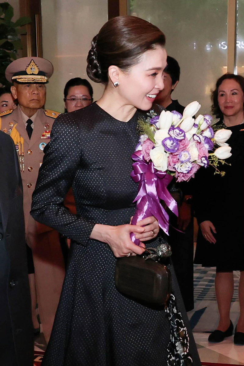 สมเด็จพระนางเจ้าฯ พระบรมราชินี