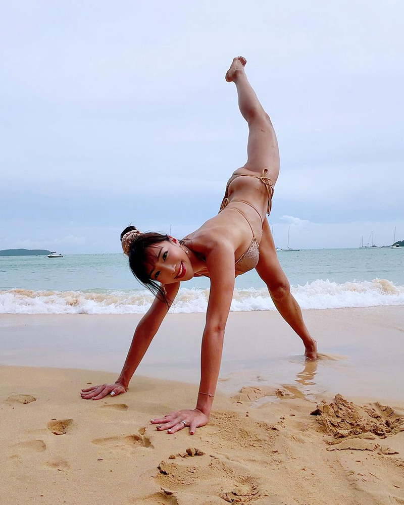 ดาราไต้หวันโชว์ท่ายาก ริมหาดภูเก็ต ดาราไต้หวันโชว์ท่ายาก ริมหาดภูเก็ต