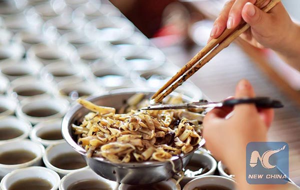 เยลลี่หนอนถั่ว