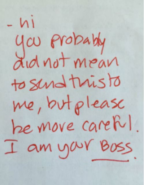 สาวส่งรูปเปิดเต้าให้แฟนหนุ่ม ดันส่งผิดให้เจ้านาย