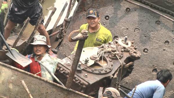 เรือกำปั่นไอน้ำโบราณ