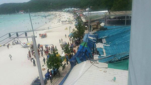 หลังคาโรงแรมถล่ม หาดตาแหวน เกาะล้าน