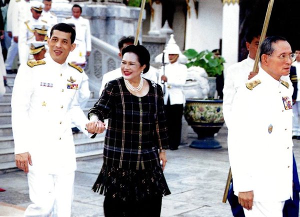 พระราชกรณียกิจ สมเด็จพระบรมฯ รัชกาลที่ 10 พระราชกรณียกิจ สมเด็จพระบรมฯ รัชกาลที่ 10