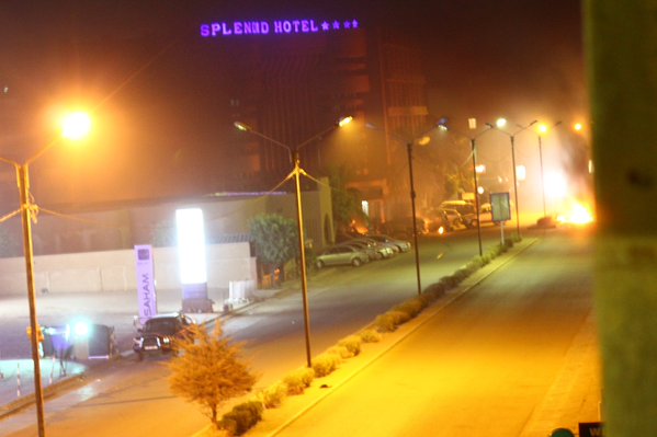 กลุ่มอิสลามิสต์บุกโจมตีโรงแรมในบูร์กินาฟาโซ ดับแล้ว 20 ศพ