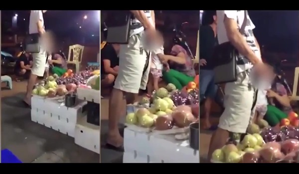 พ่อค้าฉี่ใส่ผลไม้