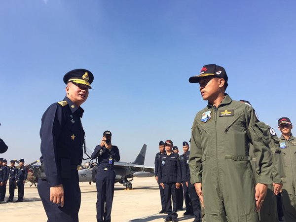 ทหารอากาศจัดพิธีเทิดพระเกียรติในหลวง ร.9 เนื่องในวันพระบิดาแห่งฝนหลวง