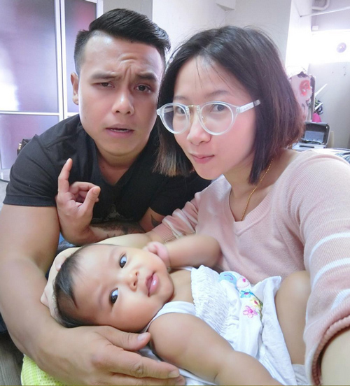 ฟ้า วิญธัชชา นางฟ้าเก้าอี้เข็น