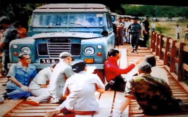 ภาพในหลวง รัชกาลที่ 9