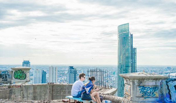 ตึกร้างสาทร