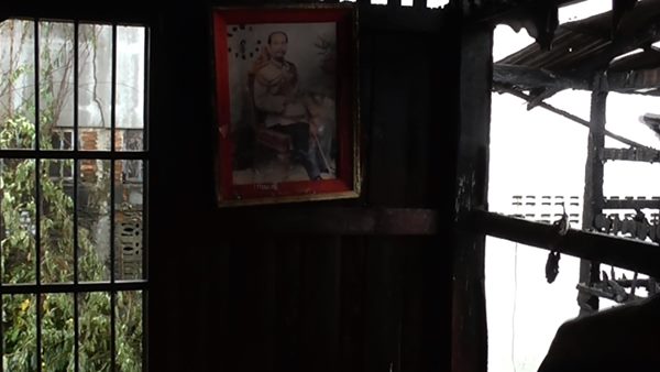 ไฟไหม้บ้าน