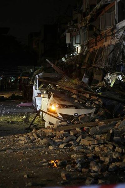 ตึกเก่าถล่ม ย่านประชานิเวศน์