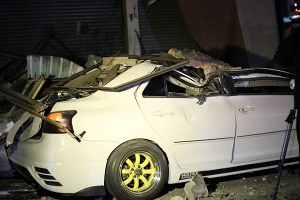 ตึกเก่าถล่ม ย่านประชานิเวศน์