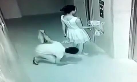 ส่องใต้กระโปรงสาว