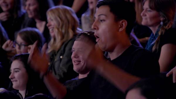 ทวดวัย 90 งัดของเด็ด โชว์ระบำเปลื้องผ้าใน Americas Got Talent