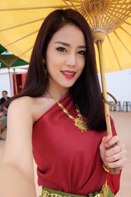 น้องทราย ช่างตัดผม