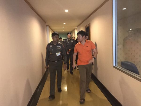 บุกทลายอาบอบนวดดังกลางกรุง พบเด็กต่ำกว่า 18 ค้ากาม