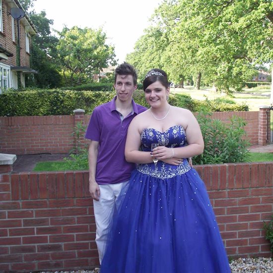 สาวใจสลาย พบคนรักที่กำลังเป็นพ่อของลูกในท้อง เป็นโรคใคร่เด็กจนเคยถูกจับ