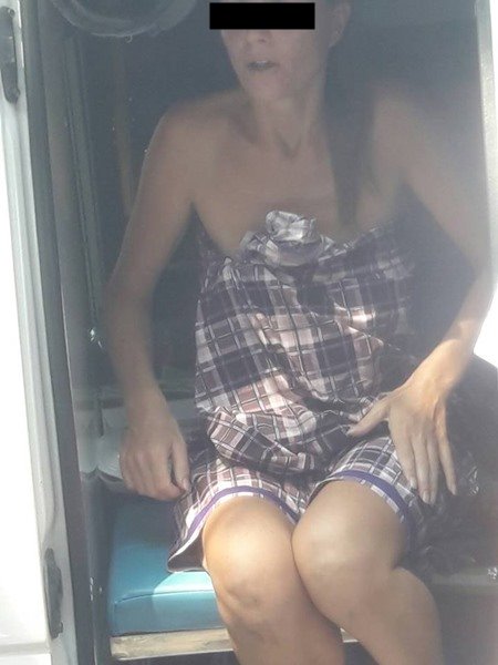 ฝรั่งแก้ผ้ากลางกรุง