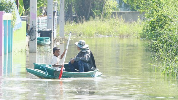 น้ำท่วมปทุมธานี