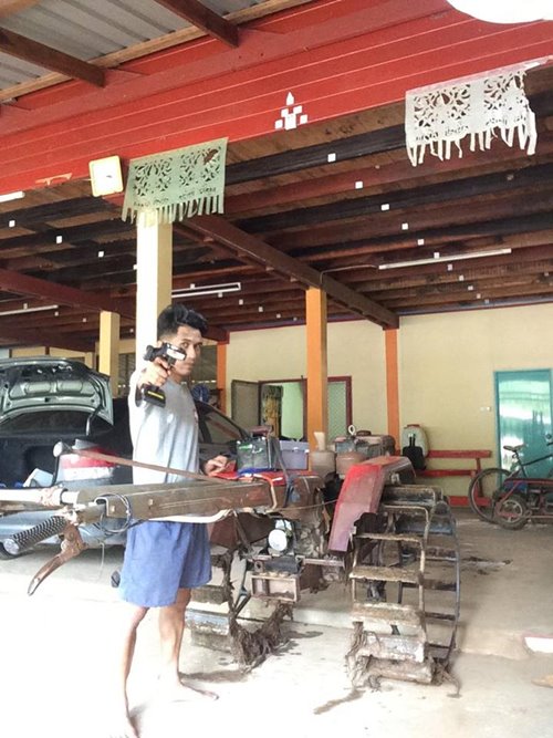 รถไถบังคับวิทยุ