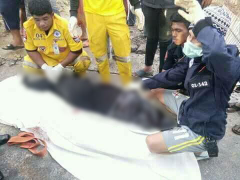 รถเก๋งตกหลุมก่อสร้าง