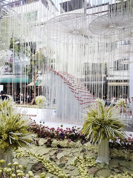 ซุ้มดอกไม้เพื่อพ่อ