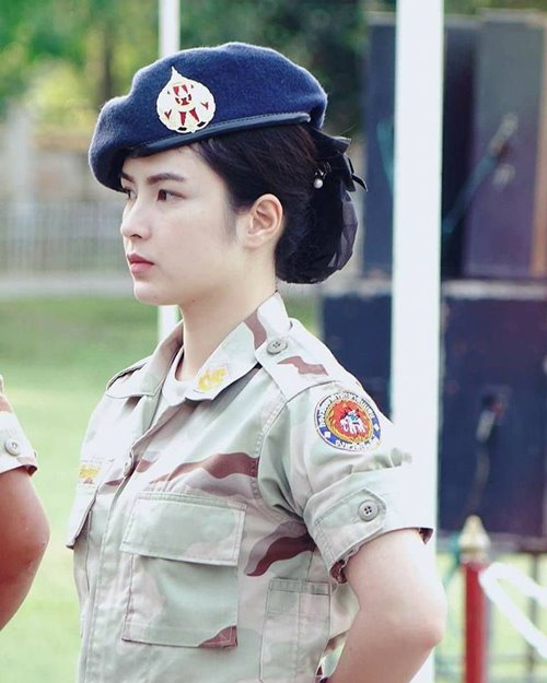 น้องขวัญ อส. สวย