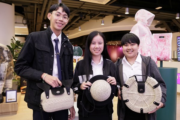 100 ดีไซน์ 2017 