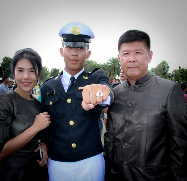 น้องเมย ภคพงศ์