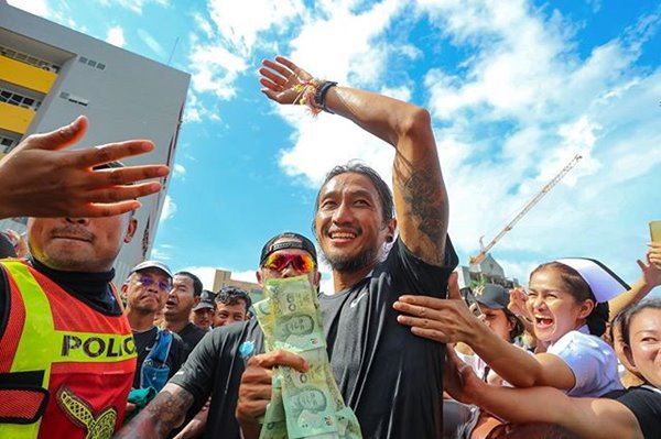 ตูน บอดี้สแลม