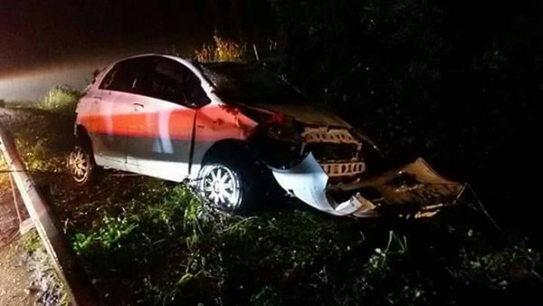 รถตกคลอง