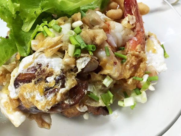 เจ๊ไฝ ประตูผี