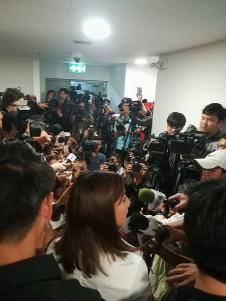 ปอเปี๊ยะ นักข่าว จัดหนักเสี่ยหื่นยื่นเงิน 2 แสน ขอเป็นเมียเก็บ