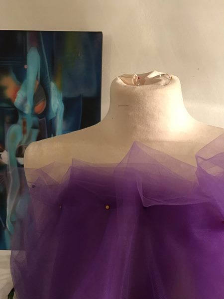 สาวตัดชุดไปงานพรอมเองก่อนวันจริง 1 คืน แต่ออกมาเริด ขนาดดีไซเนอร์ต้องยกนิ้ว