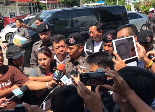 คดีฆ่ายกครัว 8 ศพ